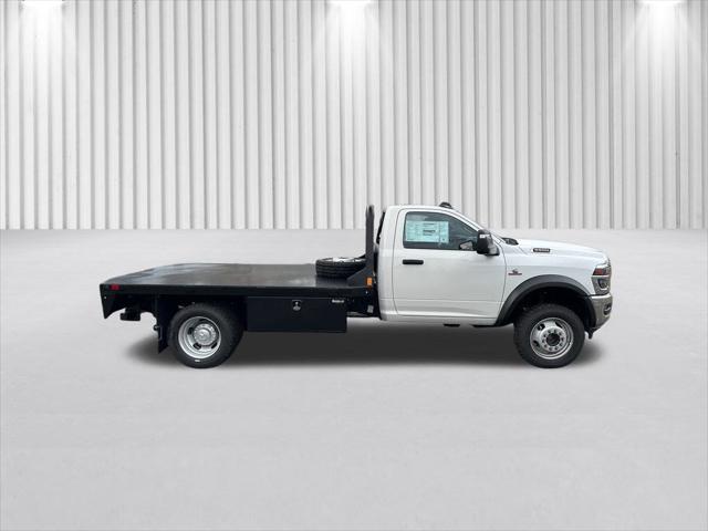 2026 RAM 5500 Chassis RAM 5500 TRADESMAN CHASSIS REGULAR CAB 4X4 84 CA