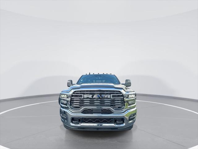 2026 RAM Ram 3500 Chassis Cab RAM 3500 TRADESMAN CREW CAB CHASSIS 4X4 60 CA