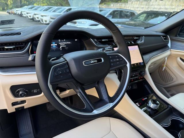 2025 Jeep Grand Cherokee GRAND CHEROKEE L LIMITED 4X4 2025 Jeep Grand Cherokee GRAND CHEROKEE L LIMITED 4X4