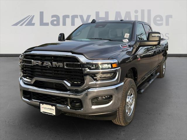 2026 RAM Ram 3500 RAM 3500 TRADESMAN CREW CAB 4X4 8 BOX