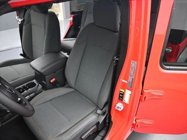 2025 Jeep Wrangler 4-Door Summit 4x4