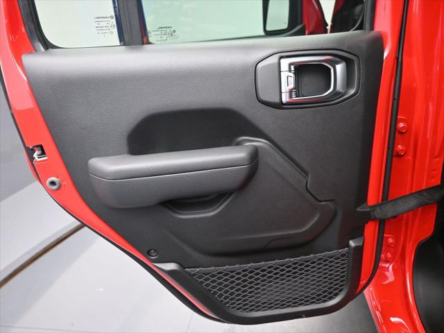 2025 Jeep Wrangler 4-Door Summit 4x4