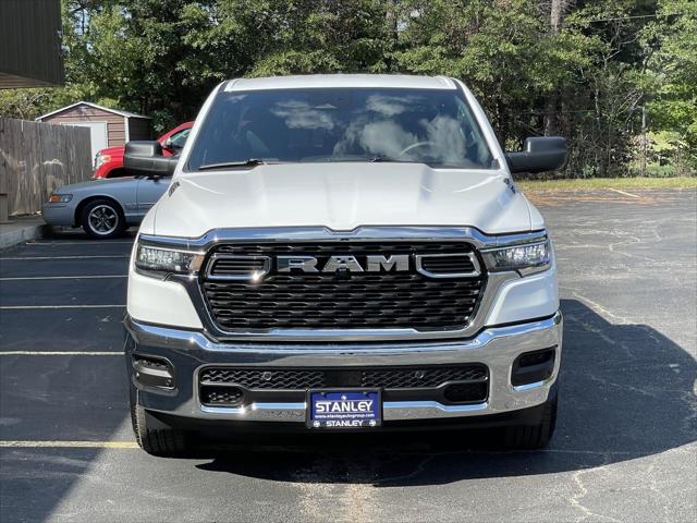 2025 RAM Ram 1500 RAM 1500 TRADESMAN CREW CAB 4X2 57 BOX 2025 RAM Ram 1500 RAM 1500 TRADESMAN CREW CAB 4X2 57 BOX