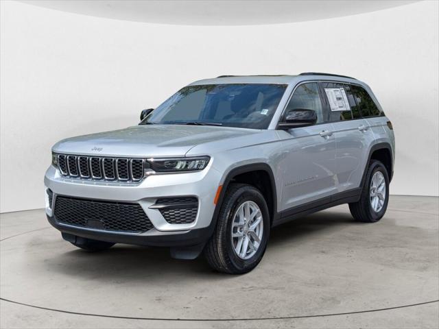 2025 Jeep Grand Cherokee GRAND CHEROKEE LAREDO X 4X2