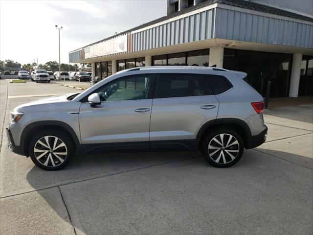 2024 Volkswagen Taos 1.5T SE