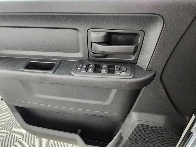 2025 Ram 2500 Tradesman Crew Cab 4x4 6'4" Box