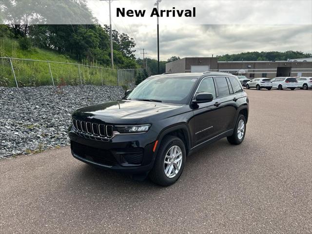 2023 Jeep Grand Cherokee Laredo X 4x4