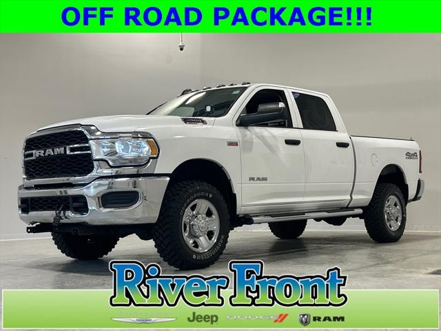 2020 RAM 2500 Tradesman Crew Cab 4X4 64 Box