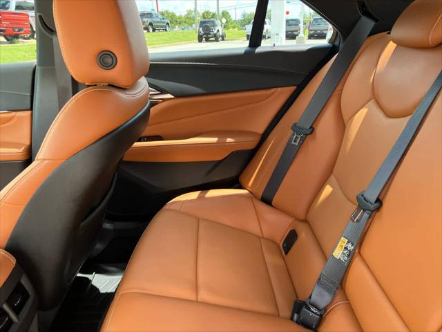 2023 Cadillac CT4 Premium Luxury