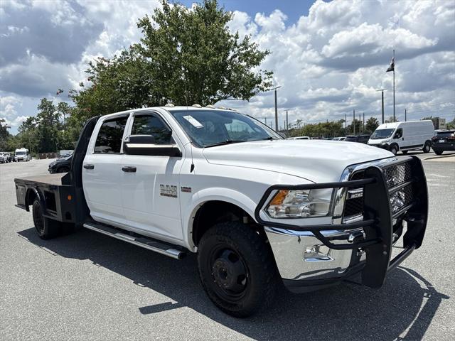2018 RAM 3500 Chassis Tradesman/SLT/Laramie