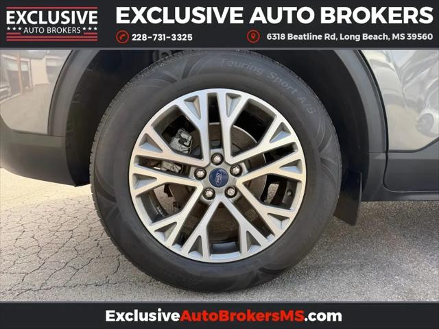 2022 Ford Escape SEL