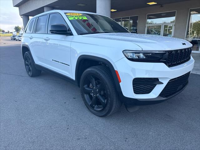 2023 Jeep Grand Cherokee Altitude 4x4