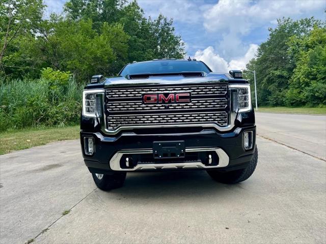 2022 GMC Sierra 2500HD 4WD Crew Cab Standard Bed Denali