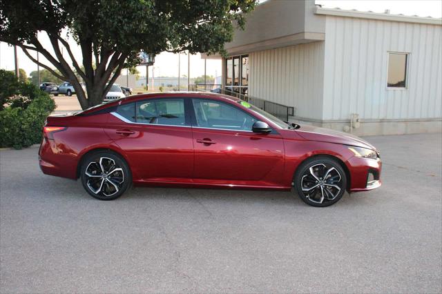 2024 Nissan Altima SR FWD 2024 Nissan Altima SR FWD