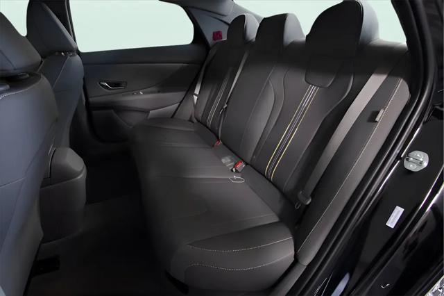 2025 Hyundai Elantra Hybrid SEL Sport