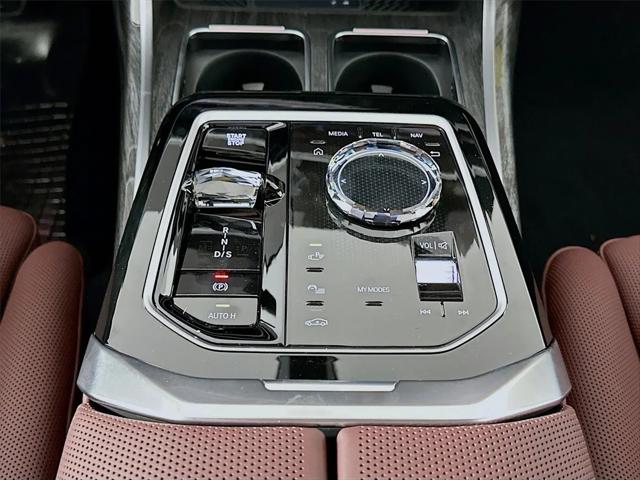 2026 BMW 7 Series 750e xDrive