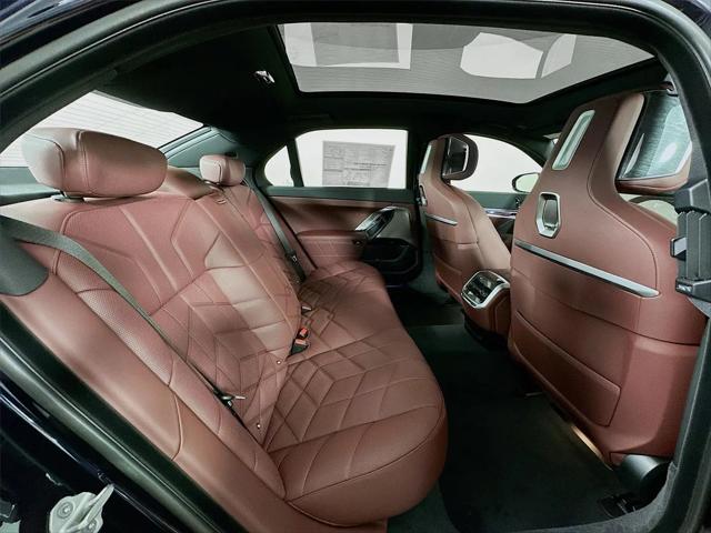 2026 BMW 7 Series 750e xDrive