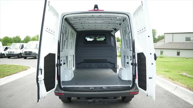 2025 Mercedes-Benz Sprinter 2500 Standard Roof 4-Cyl Diesel HO