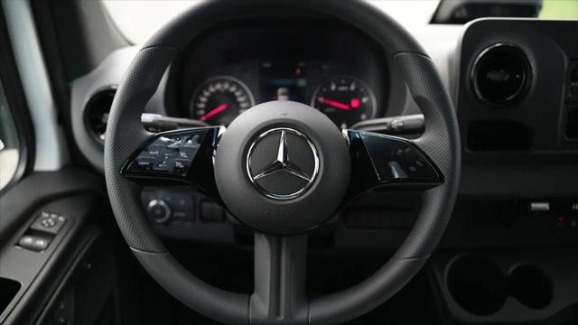 2025 Mercedes-Benz Sprinter 2500 Standard Roof 4-Cyl Diesel HO