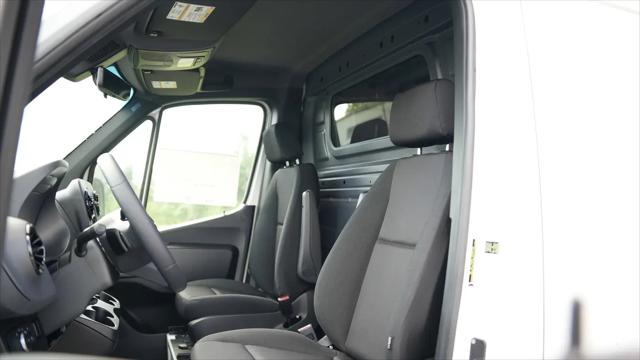 2025 Mercedes-Benz Sprinter 2500 Standard Roof 4-Cyl Diesel HO