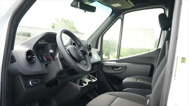 2025 Mercedes-Benz Sprinter 2500 Standard Roof 4-Cyl Diesel HO