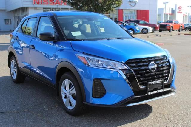 2025 Nissan Kicks S
