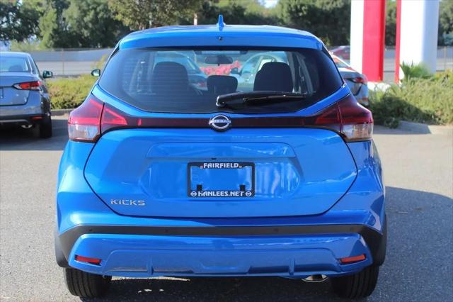 2025 Nissan Kicks S