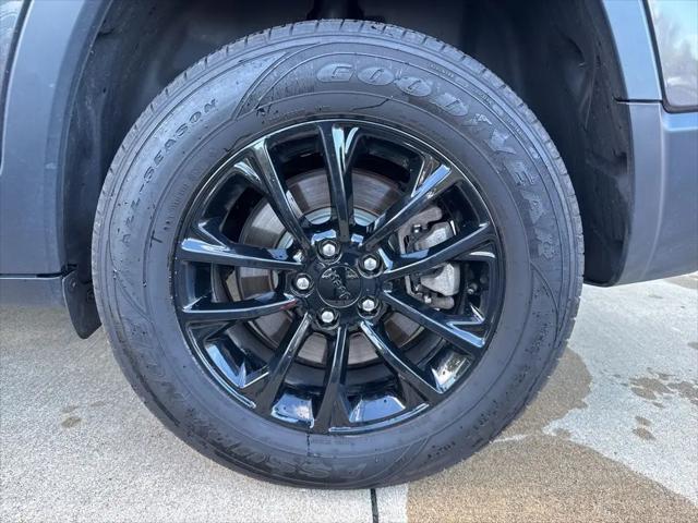 2023 Jeep Cherokee Altitude Lux 4x4
