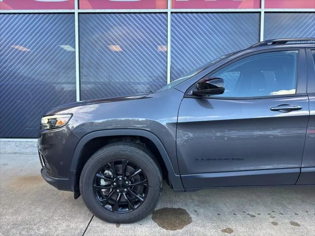 2023 Jeep Cherokee Altitude Lux 4x4