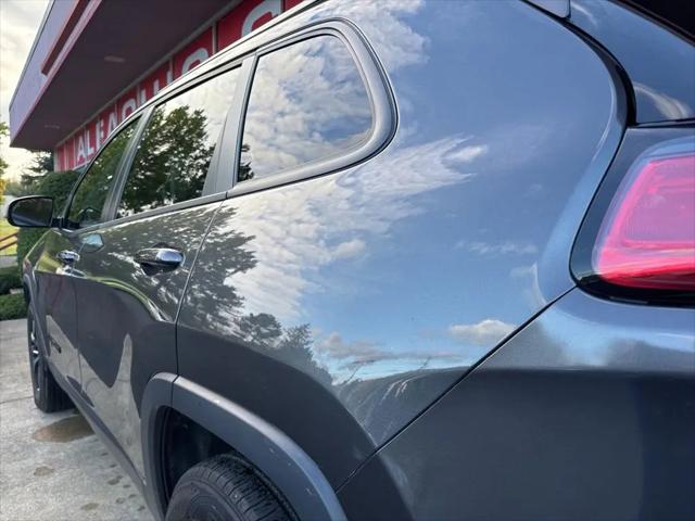 2023 Jeep Cherokee Altitude Lux 4x4