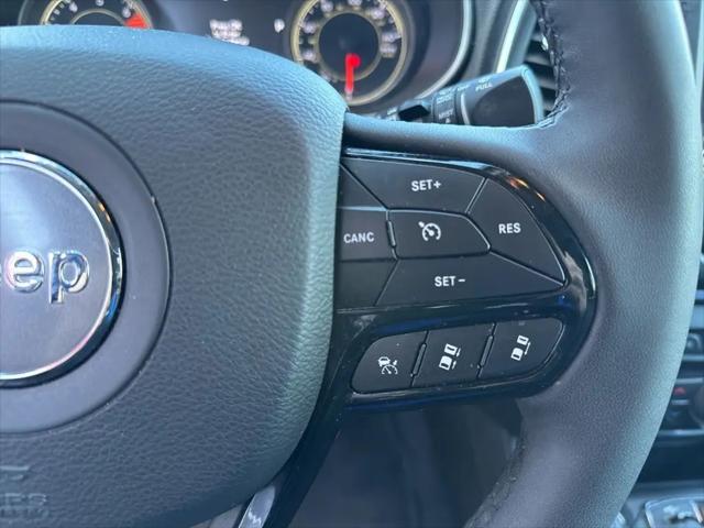 2023 Jeep Cherokee Altitude Lux 4x4