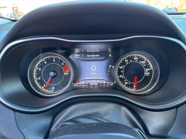2023 Jeep Cherokee Altitude Lux 4x4