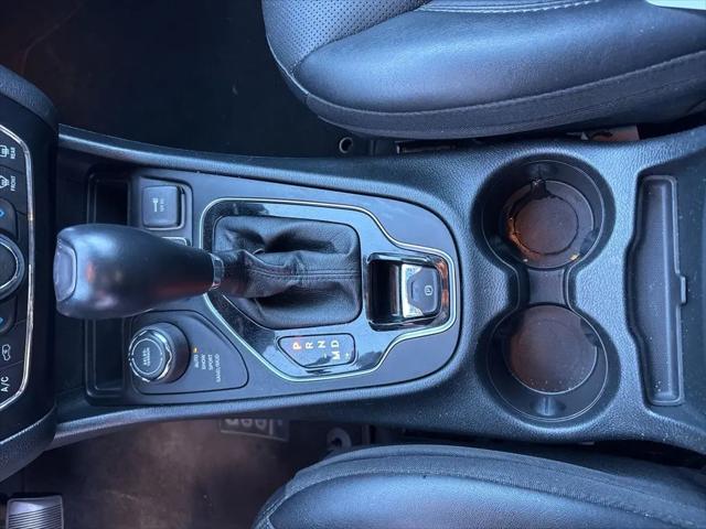 2023 Jeep Cherokee Altitude Lux 4x4