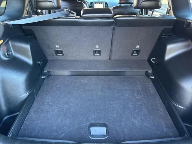 2023 Jeep Cherokee Altitude Lux 4x4