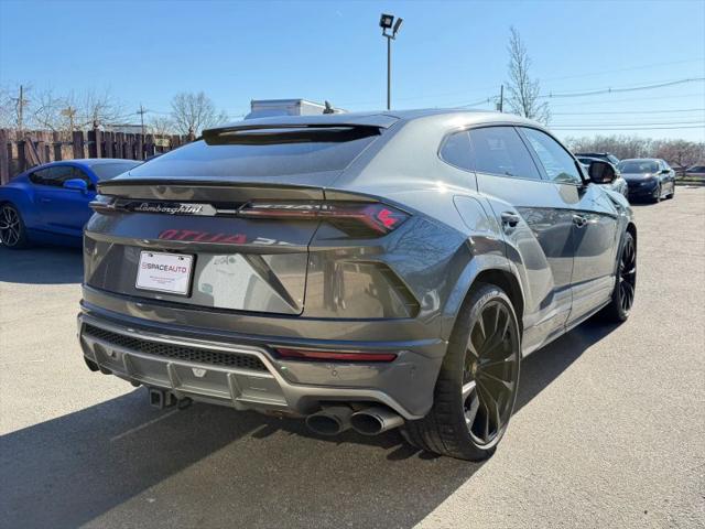 2019 Lamborghini Urus Base