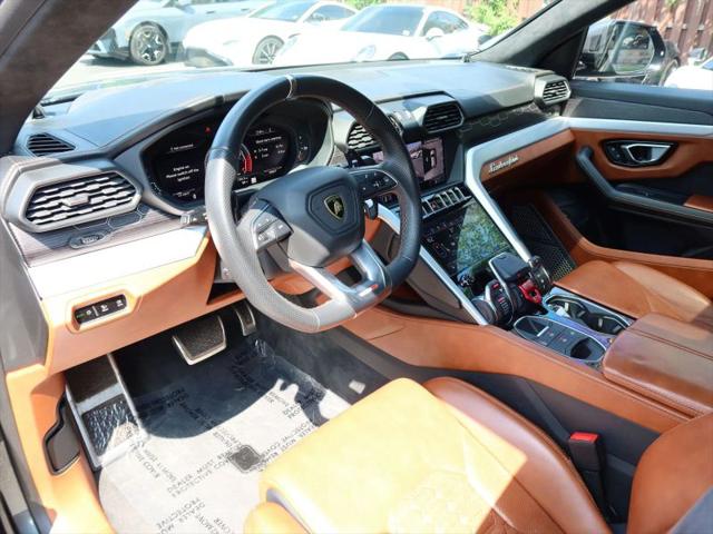 2019 Lamborghini Urus Base