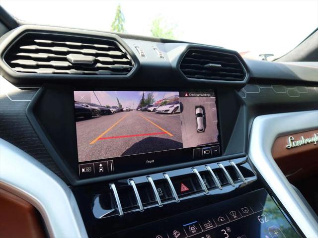 2019 Lamborghini Urus Base