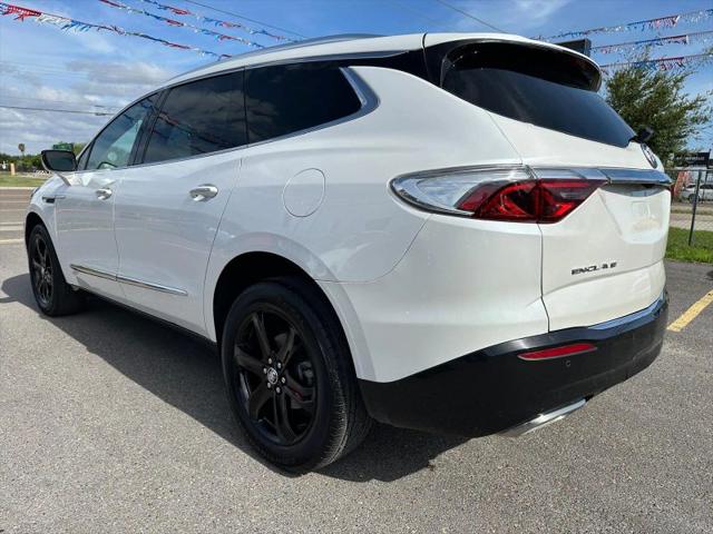 2023 Buick Enclave Essence FWD