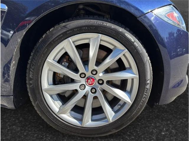 2015 Jaguar XF 2.0T Premium