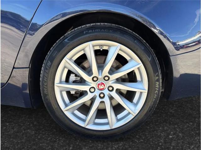 2015 Jaguar XF 2.0T Premium