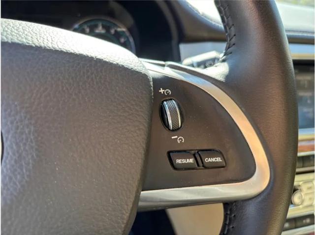 2015 Jaguar XF 2.0T Premium