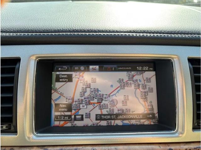 2015 Jaguar XF 2.0T Premium