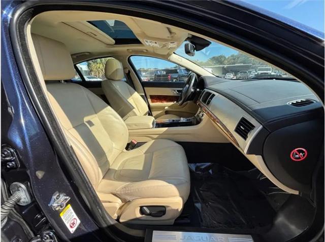2015 Jaguar XF 2.0T Premium