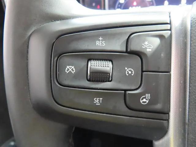 2025 GMC Sierra 1500 2WD Crew Cab Short Box SLT