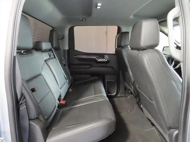 2025 GMC Sierra 1500 2WD Crew Cab Short Box SLT