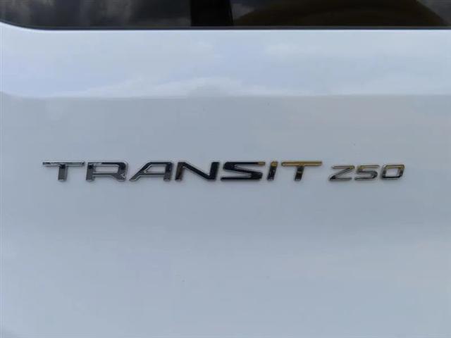 2023 Ford Transit Cargo Van Medium Roof w/LWB