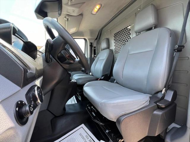 2018 Ford Transit w/Sliding Side Door w/RWB