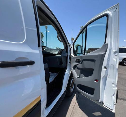 2018 Ford Transit w/Sliding Side Door w/RWB