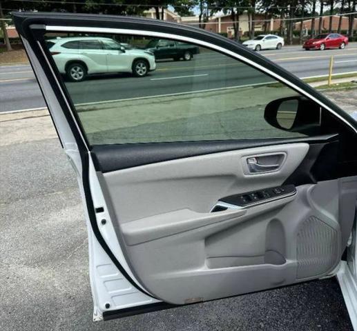 2017 Toyota Camry LE