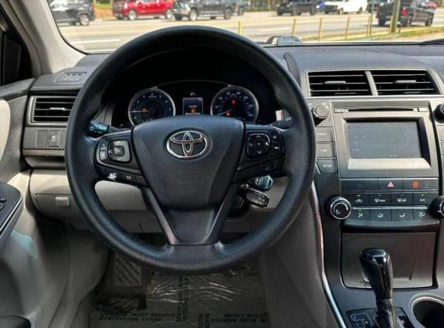 2017 Toyota Camry LE